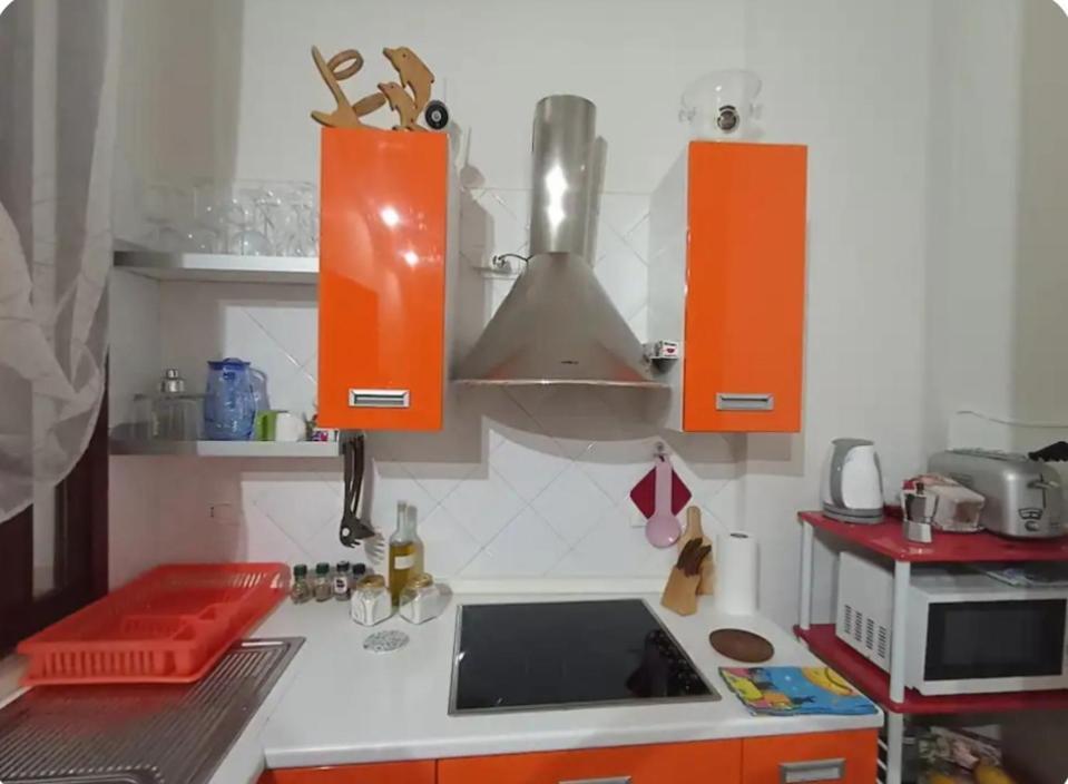 קליארי Castello Camera Privata, Nell'Appartamento Condiviso מראה חיצוני תמונה